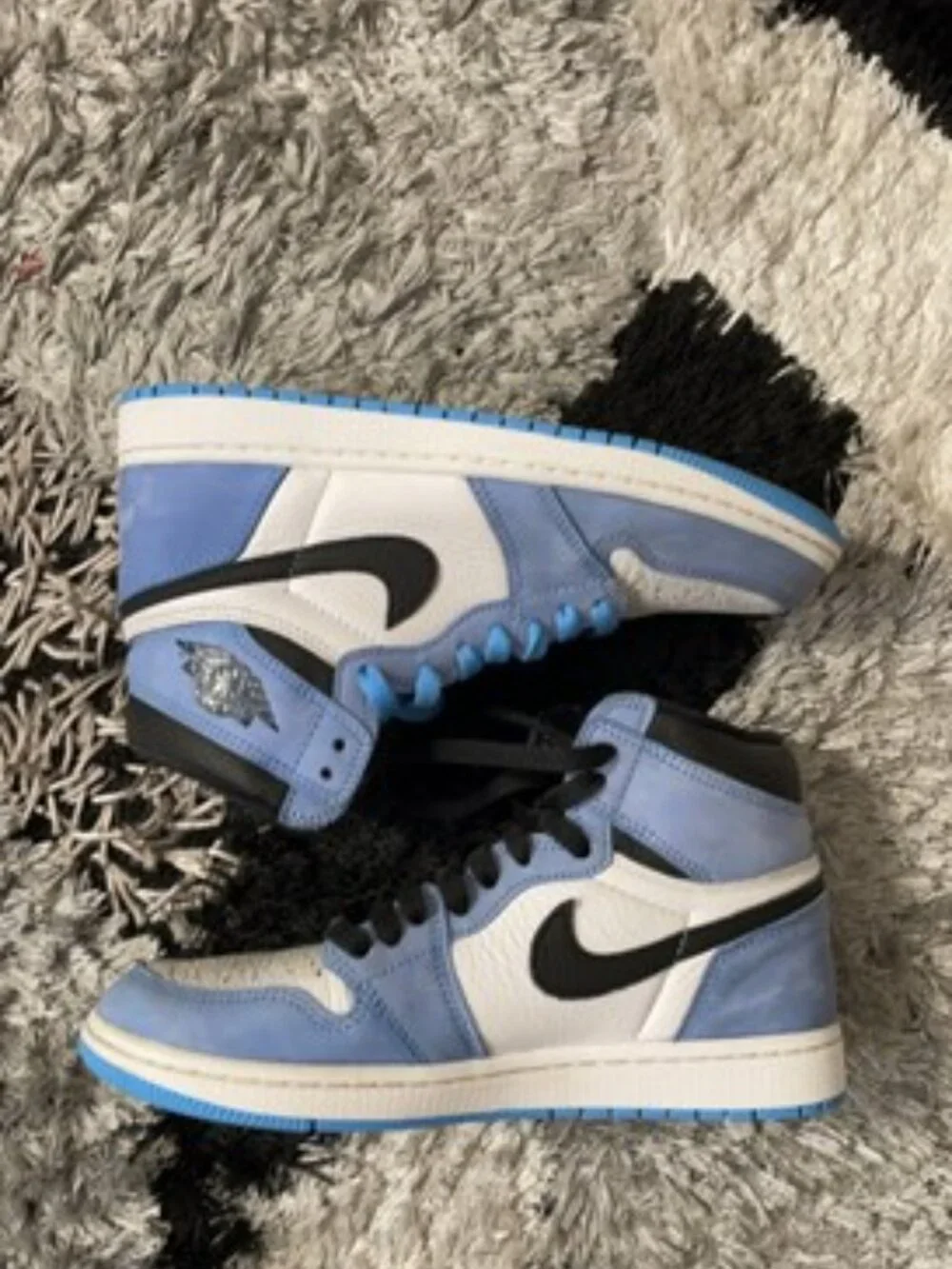 Air Jordan 1 High OG University Blue 2021 Size 7